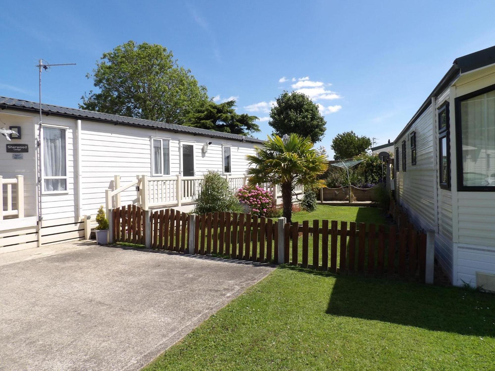 Hares Haven Pet Friendly Sleeps 6 Villa Kingston upon Hull Exterior photo