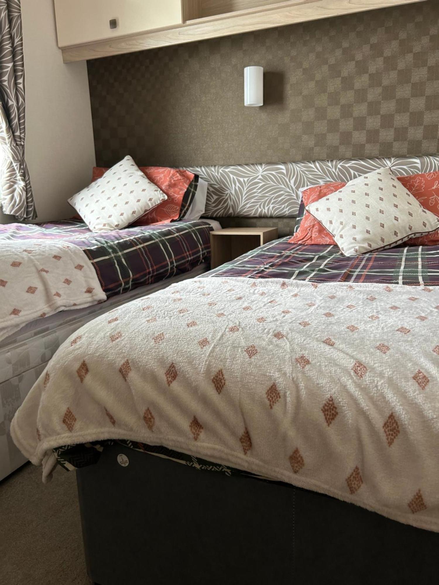 Hares Haven Pet Friendly Sleeps 6 Villa Kingston upon Hull Exterior photo